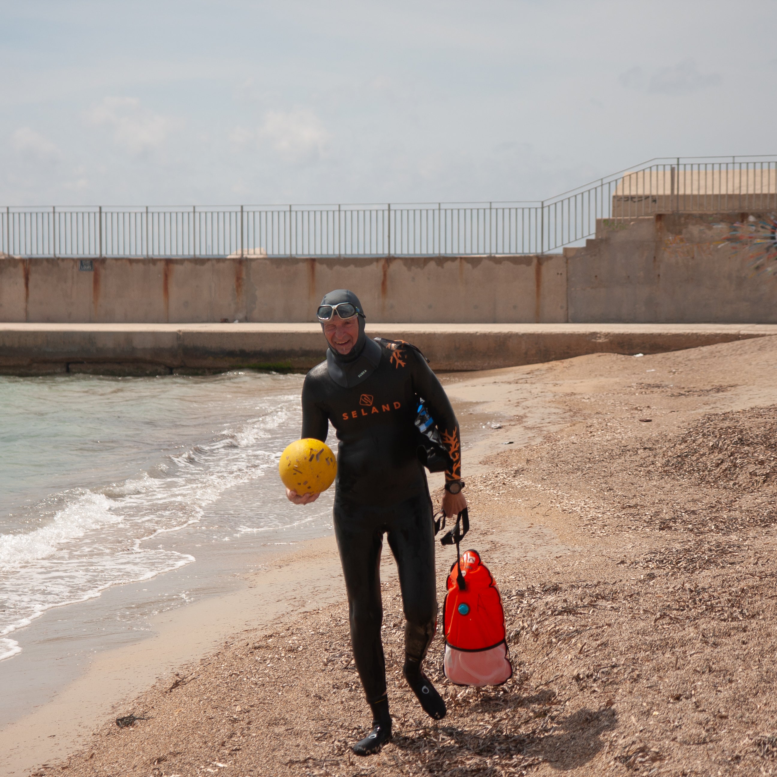 Quel équipement privilégié pour la nage en eau libre?